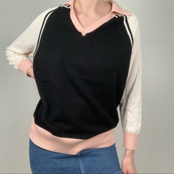 Evelyn & Arthur V-neck Collar Pullover Sweater - Picture 2 of 12